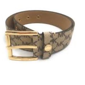 Michael Kors belt. Like new